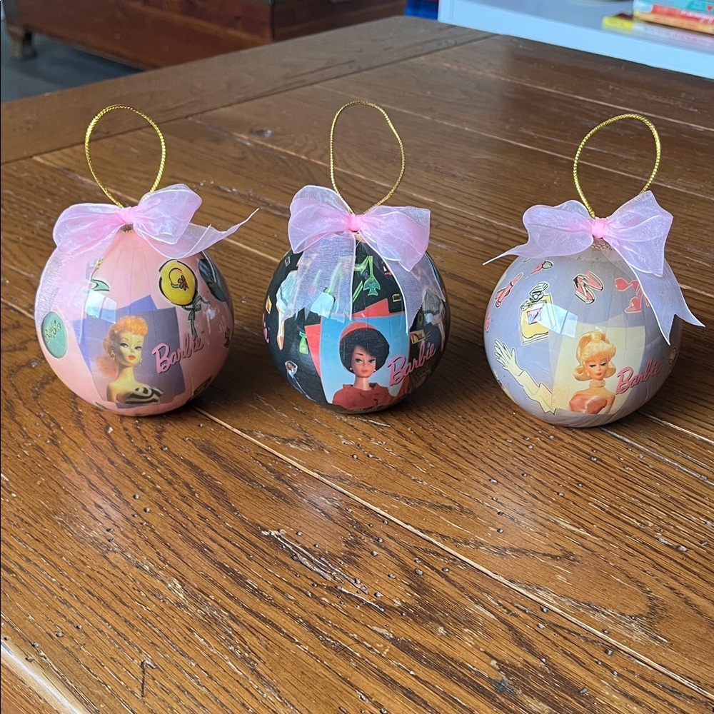 Barbie Vintage Ornament Set - Pink and Black